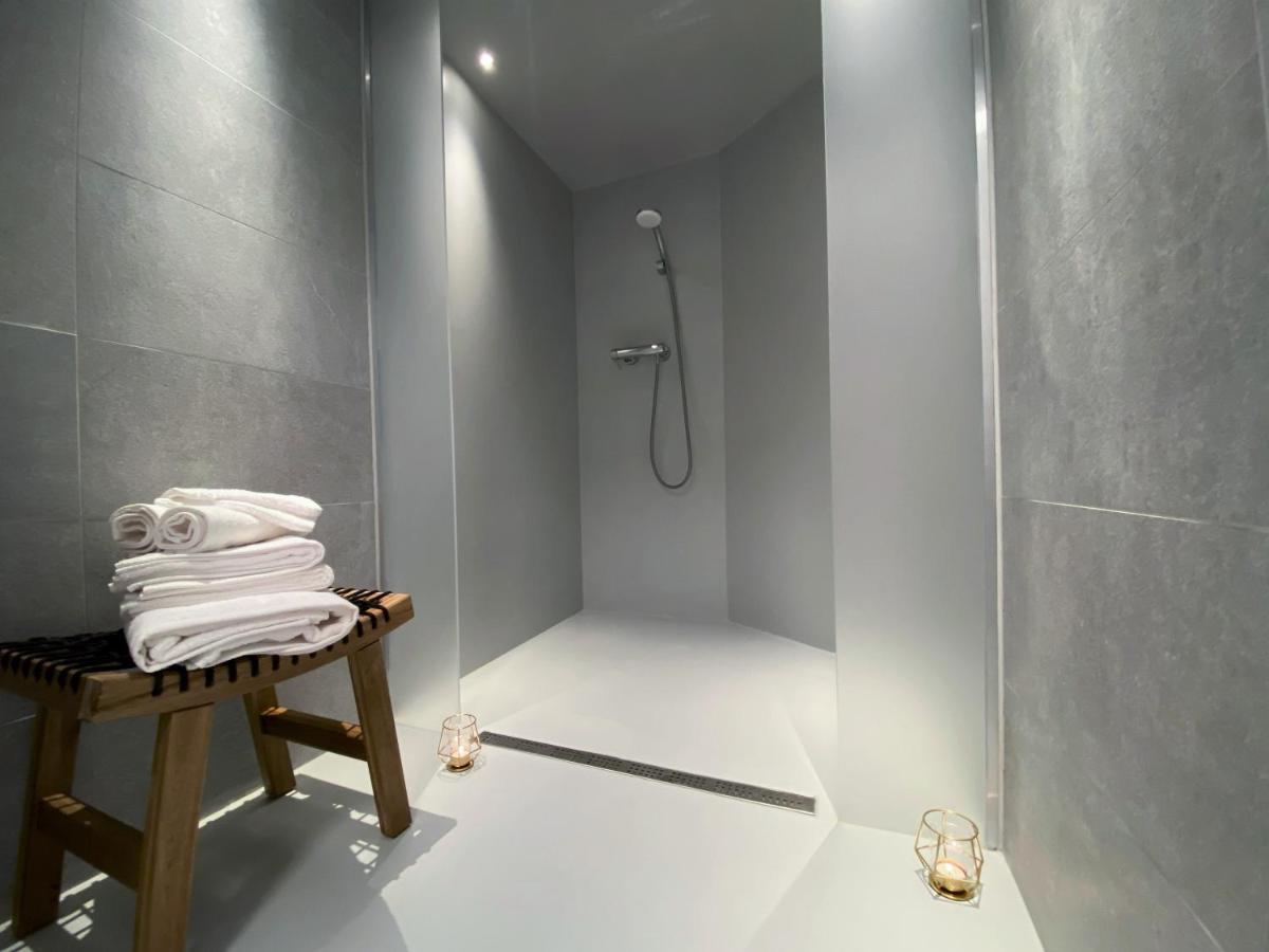 Coco Romantic In Central Antwerp - Sauna Bagian luar foto