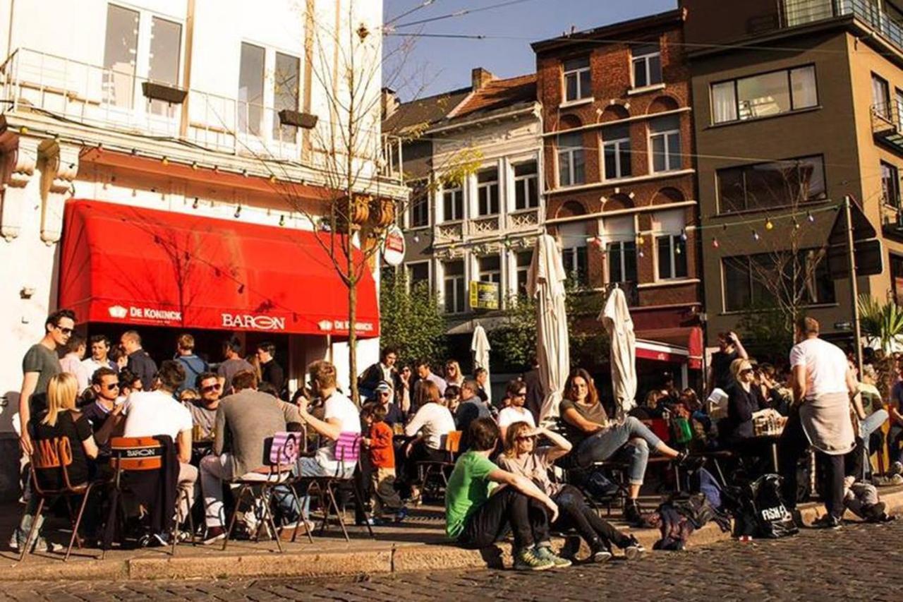 Coco Romantic In Central Antwerp - Sauna Bagian luar foto